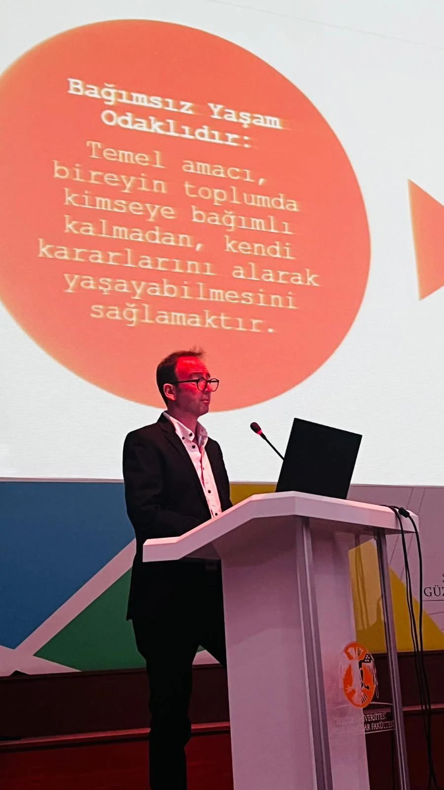 Güzel Sanatlar Fakültesi Öğrencilerine Yönelik Seminer Gerçekleştirildi